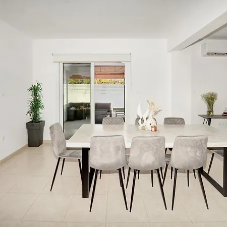 וילה La Bella Nissi