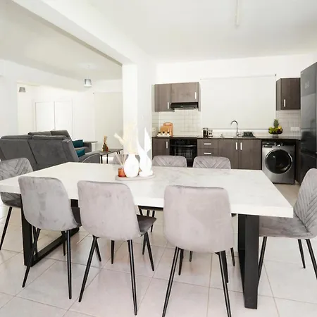 La Bella Nissi וילה *