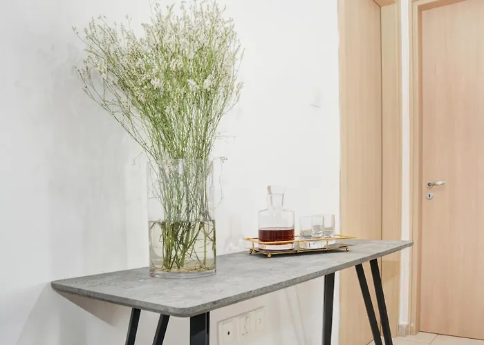 La Bella Nissi Willa Ajia Napa