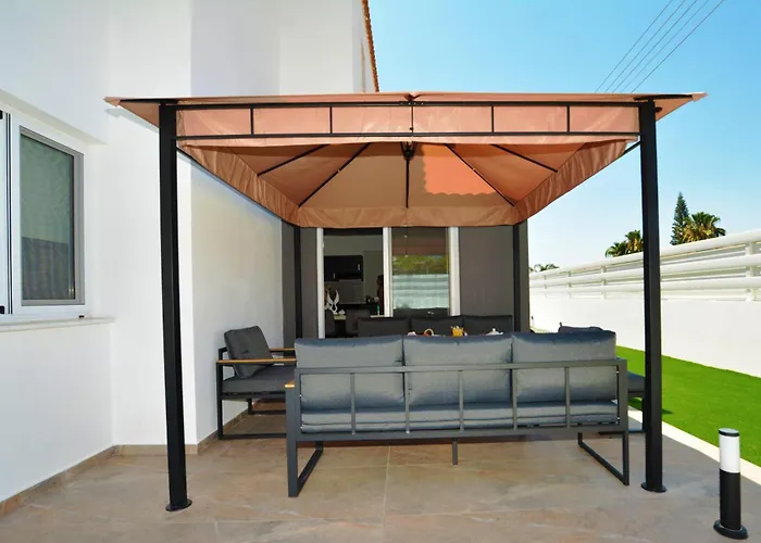 Willa La Bella Nissi Ajia Napa