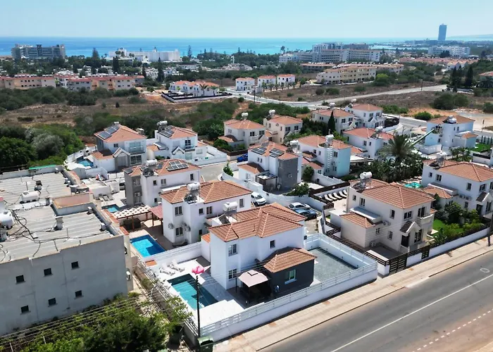 La Bella Nissi Villa *